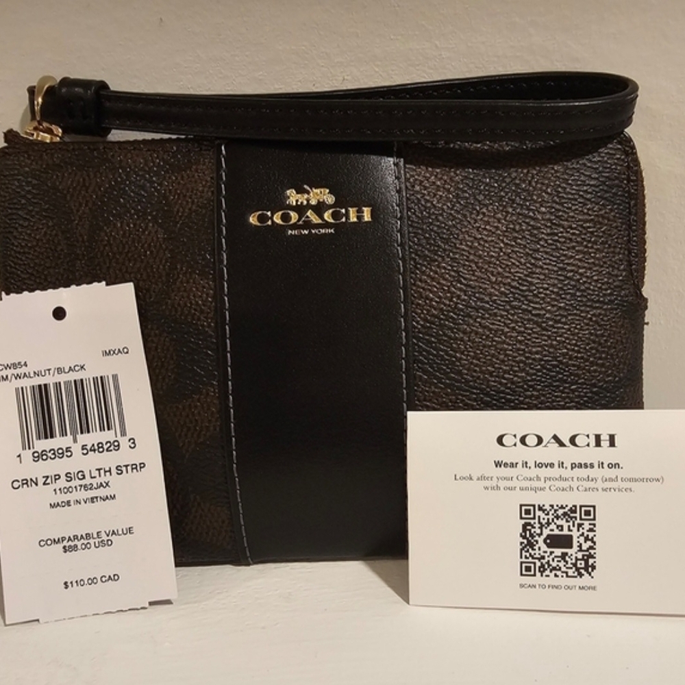 Coach NWT Black and Brown Wristlet